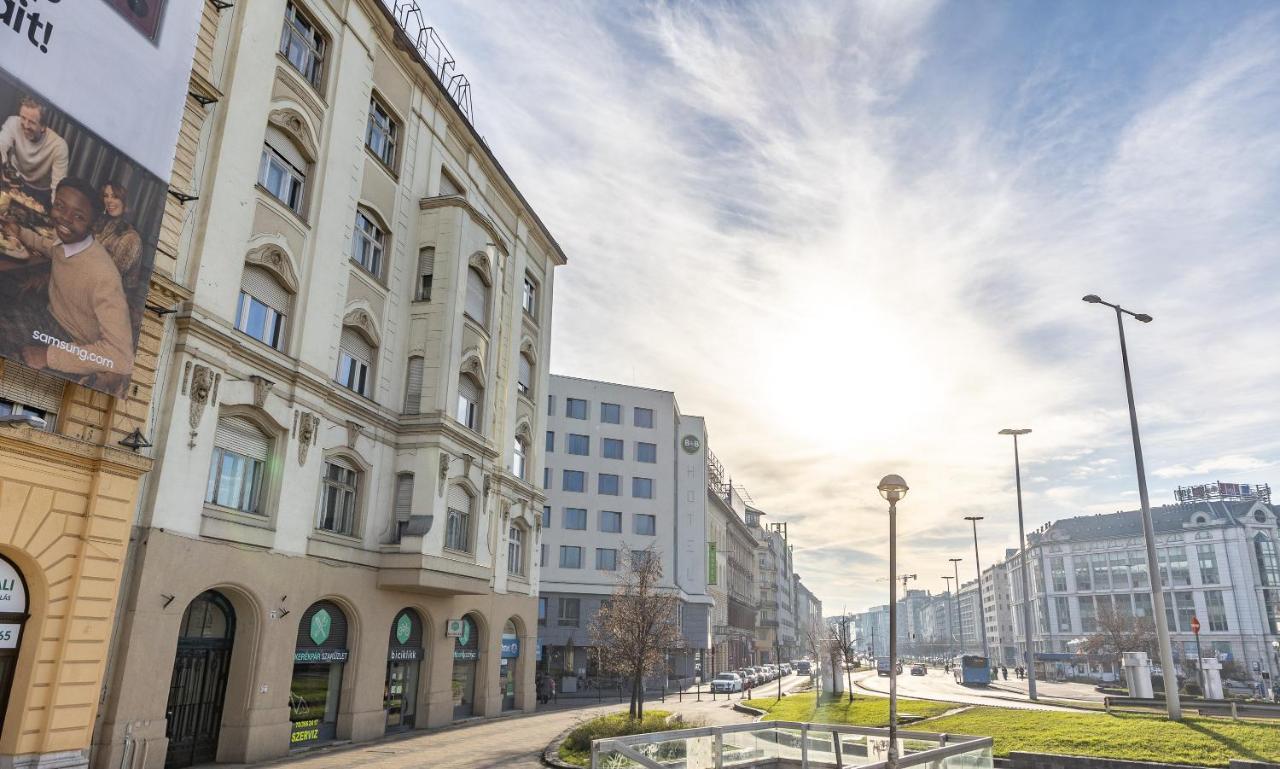 Wiky'S Apartman With 3Bathrooms Budapest Exteriör bild
